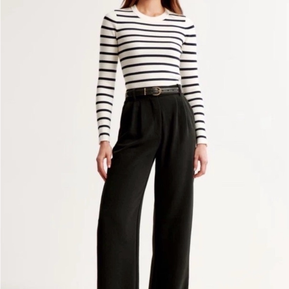 Abercrombie & Fitch Cozy Slim Crew Sweater Top Navy White Stripe Nautical XS - Picture 3 of 11